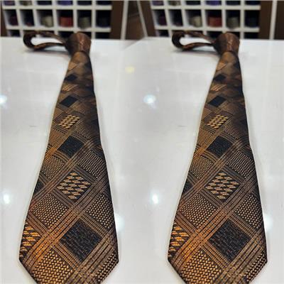 کراوات طرح مربع رنگی