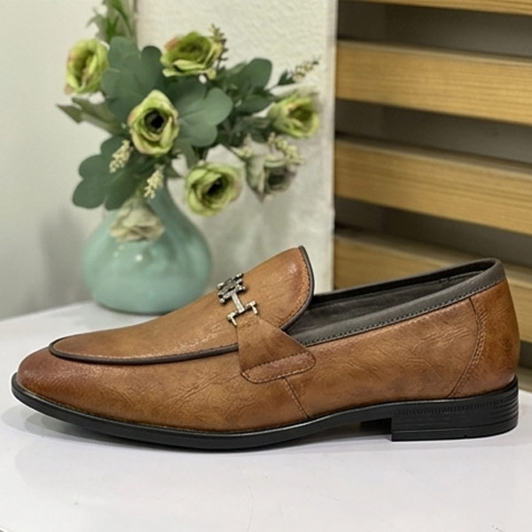 کفش چرم قهوه ای